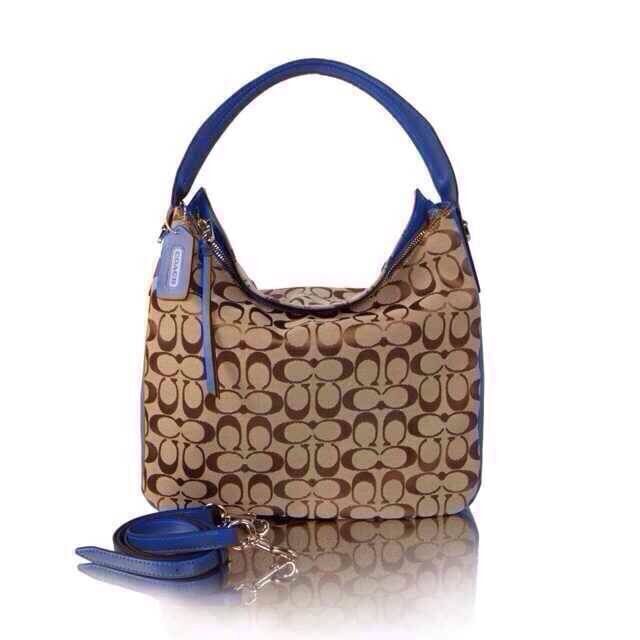 Luxury Elegant Coach Turnlock Tote In Signature Jacquard | Women